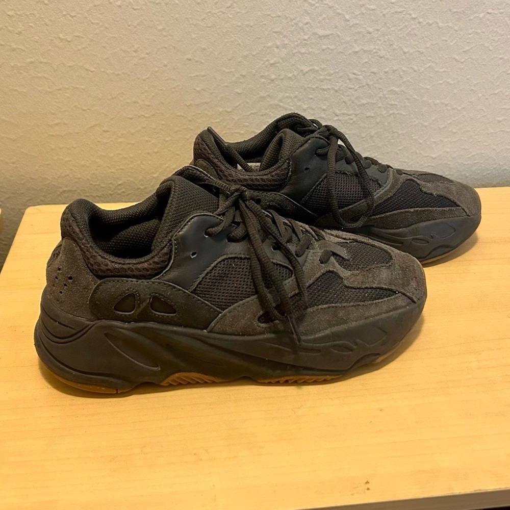 Yeezy Boost 700 ‘Utility Black’